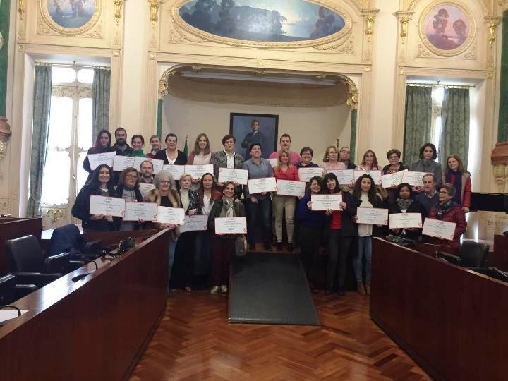 Diputada de Igualdad de Badajoz entrega cheque subvencion por programa Incluyelas a Raquel Saavedra (7)