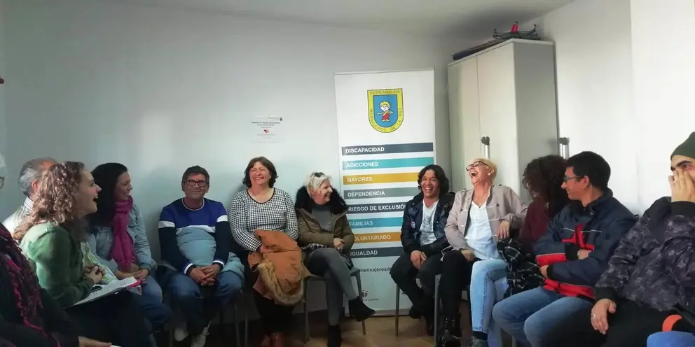 Charla en el Centro de Día sobre mujer y adicciones (3)