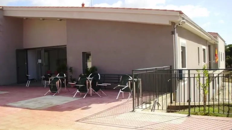 fachada perales.jpg