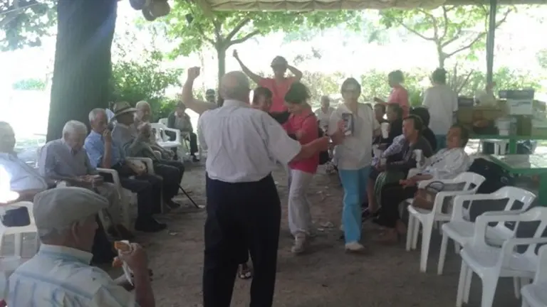 convivencia madrigal.jpg
