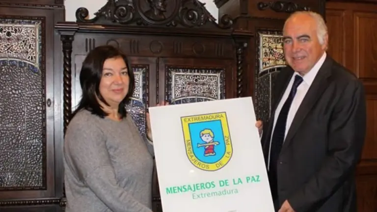 alcalde-mensajeros-paz.jpg