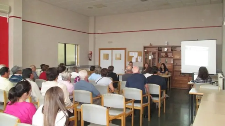 reunion asamblea.jpg