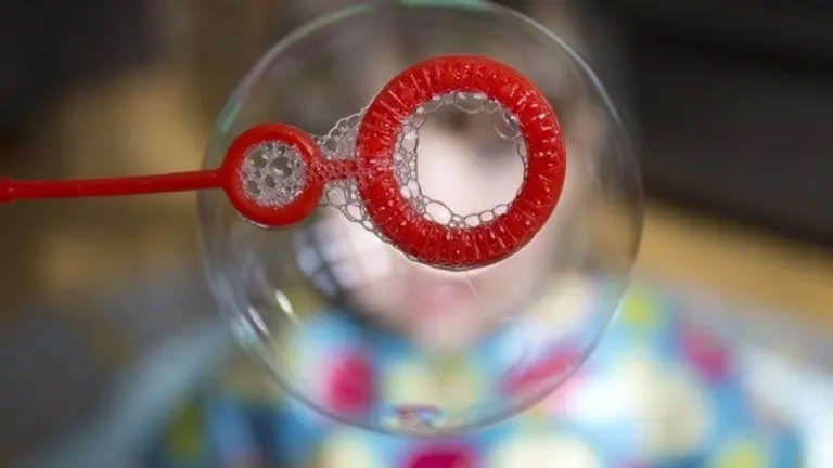 soap-bubble-439103_960_720.jpg