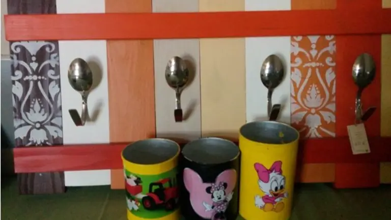 puesto solidario en la fiesta de la flor de la jara.jpg