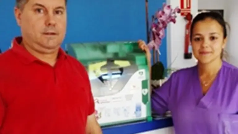 entrega desfibrilador
