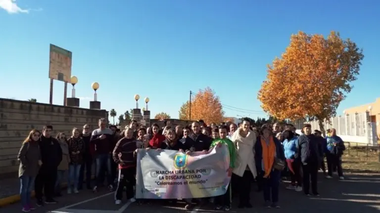 Cabecera de la I Marcha por la Discapacidad de Mensajeros de la Paz celebrada en 2017