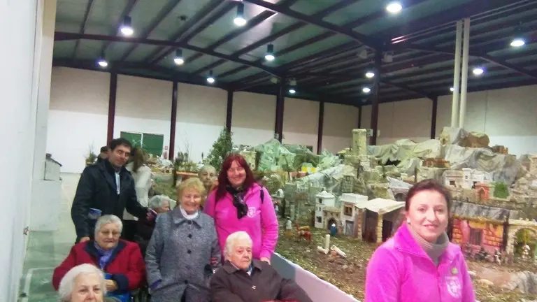 ALMENDRALEJO Visita al Bel&eacute;n viviente 12018 (7)