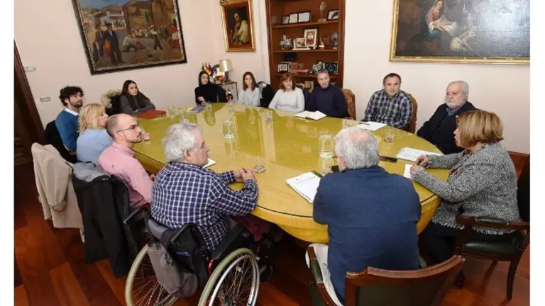 Reuni&oacute;n en diputacion para el Plan Integra 019