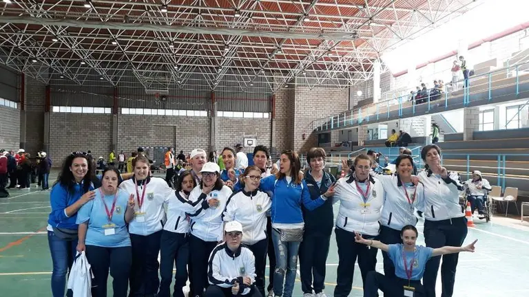 Deportistas de la ED Mensajeros de la Paz Extremadura en los Jedes de Coria (27)