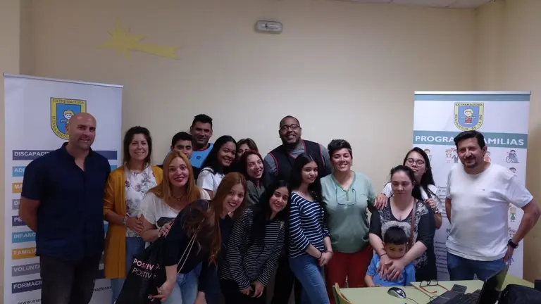 Afaval imparte charla sobre drogas al Programa de Familia 05019 (6)