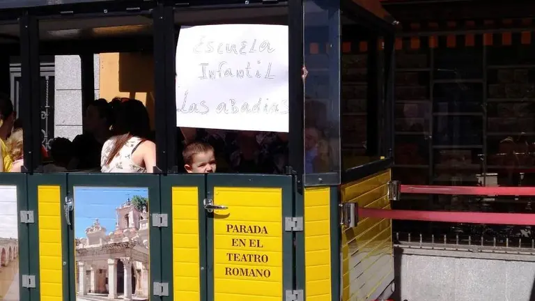 Viaje en tren por la ciudad de Merida (6)