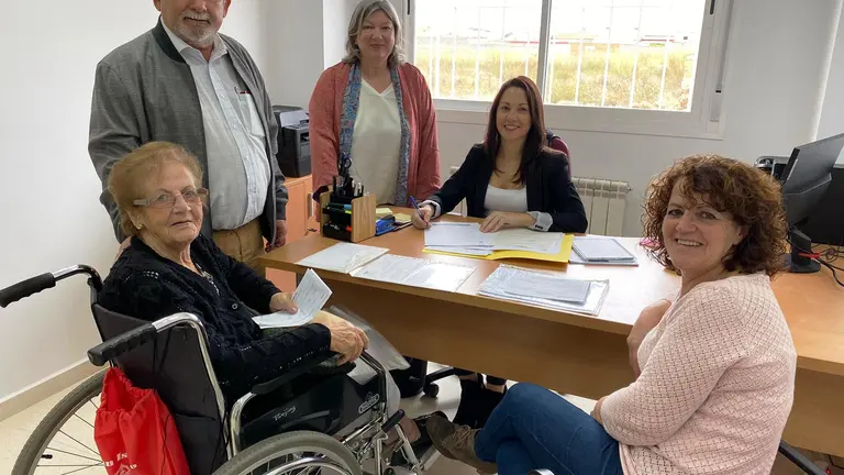 TORREMAYOR recibe a sus primeros residentes 0411019 (1)