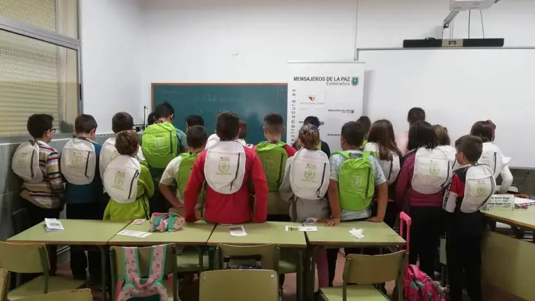 Estudiantes de Vegaviana en el programa Alcemos nuestra voz 2019