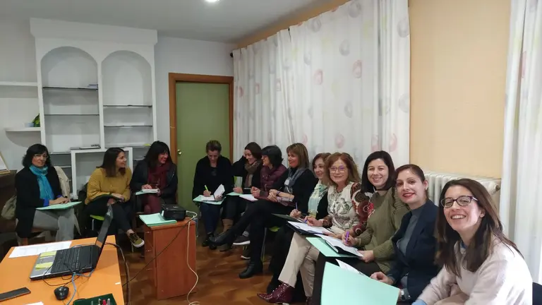 Reuni&oacute;n informativa en Plasencia sobre SMF 11019 (2)