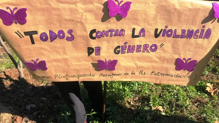 Actividad de Igualdad en la tercera edad. Programa de Igualdad Incluyel-as. Diputaci&oacute;n de C&aacute;ceres. (11)