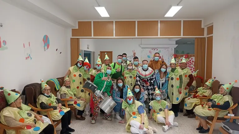 Comparsa en el CD Puebla de la Calzada