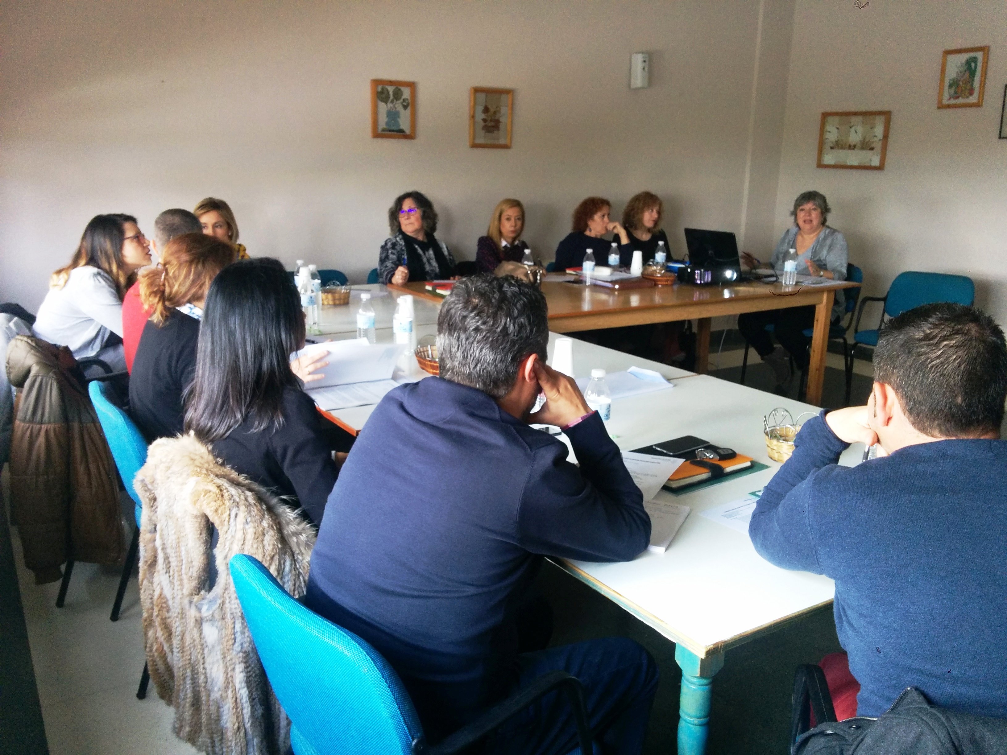 reunin de coordinacin en la sede de mensajeros de la paz extremadura