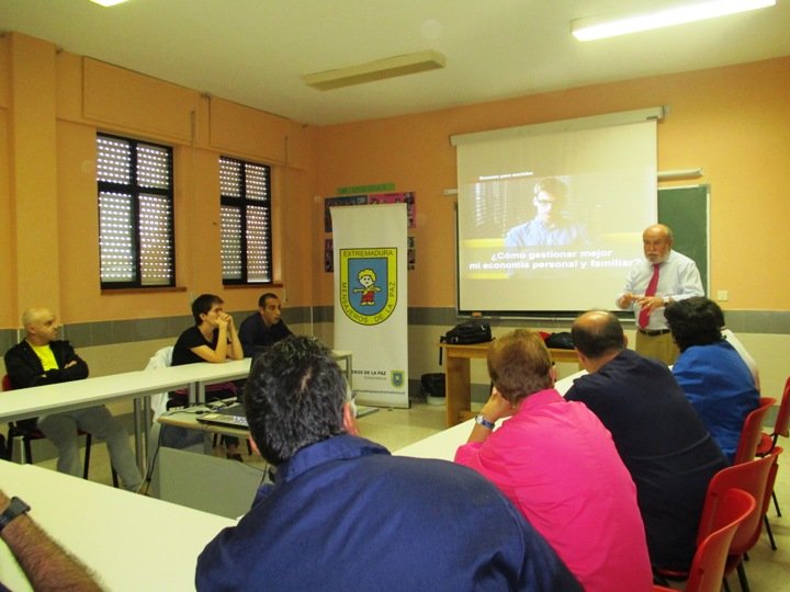 Curso Finanzas para Mortales en el Centro Ocupacional