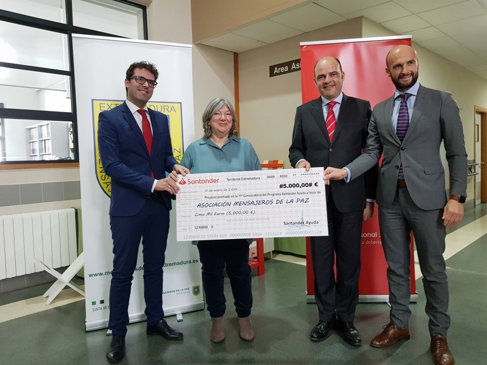 Donación de Fundación Banco Santander para aula tecnológica