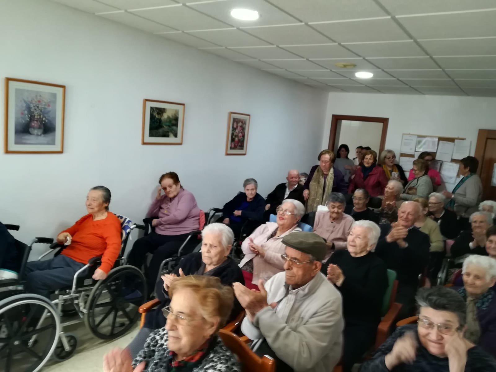 Taller de Musicoterapia en Peraleda de la Mata 04019 (1)