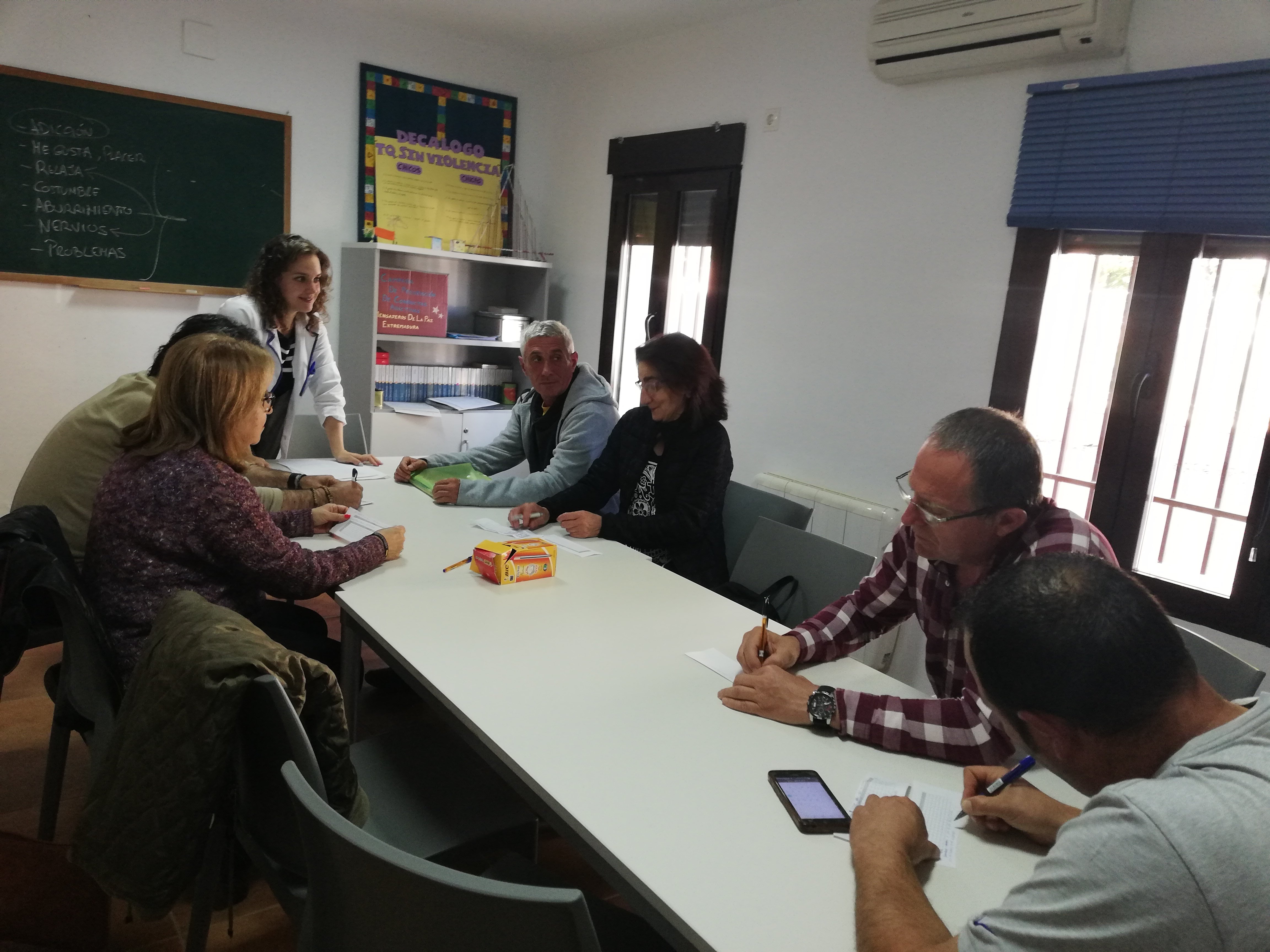 Una sesión del I Taller para la deshabituación tabáquica