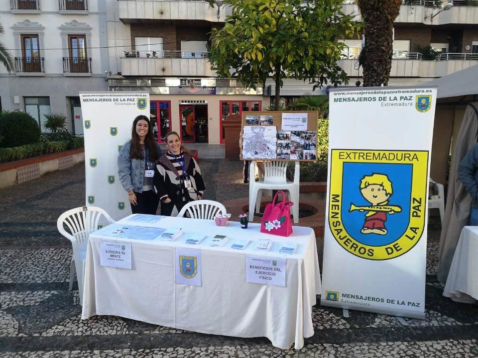 Psicóloga y terapeuta ocupacional de Centro de Día Alzhéimer Tierra de Barros