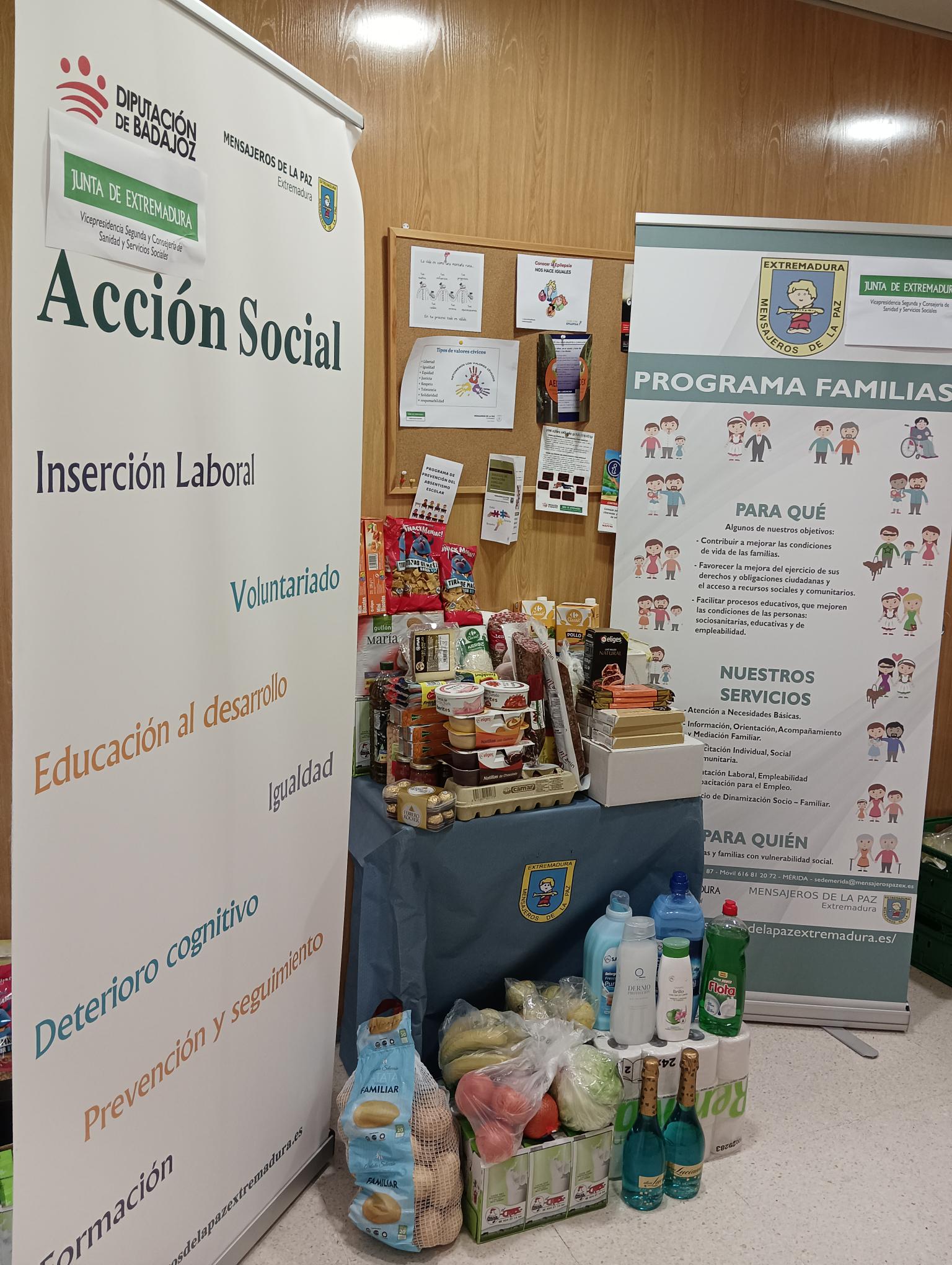 Reparto de Alimentos Navidad (2)