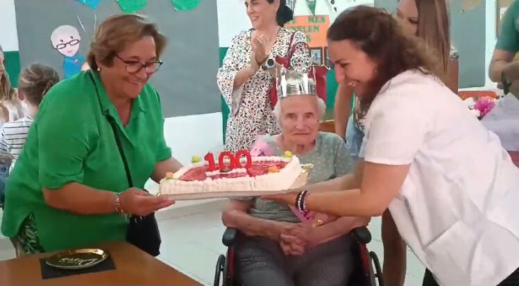 100 cumpleaños de Charo (5)
