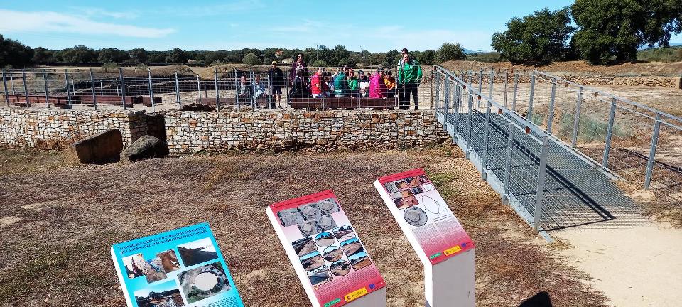 Visita a Cáparra (13)